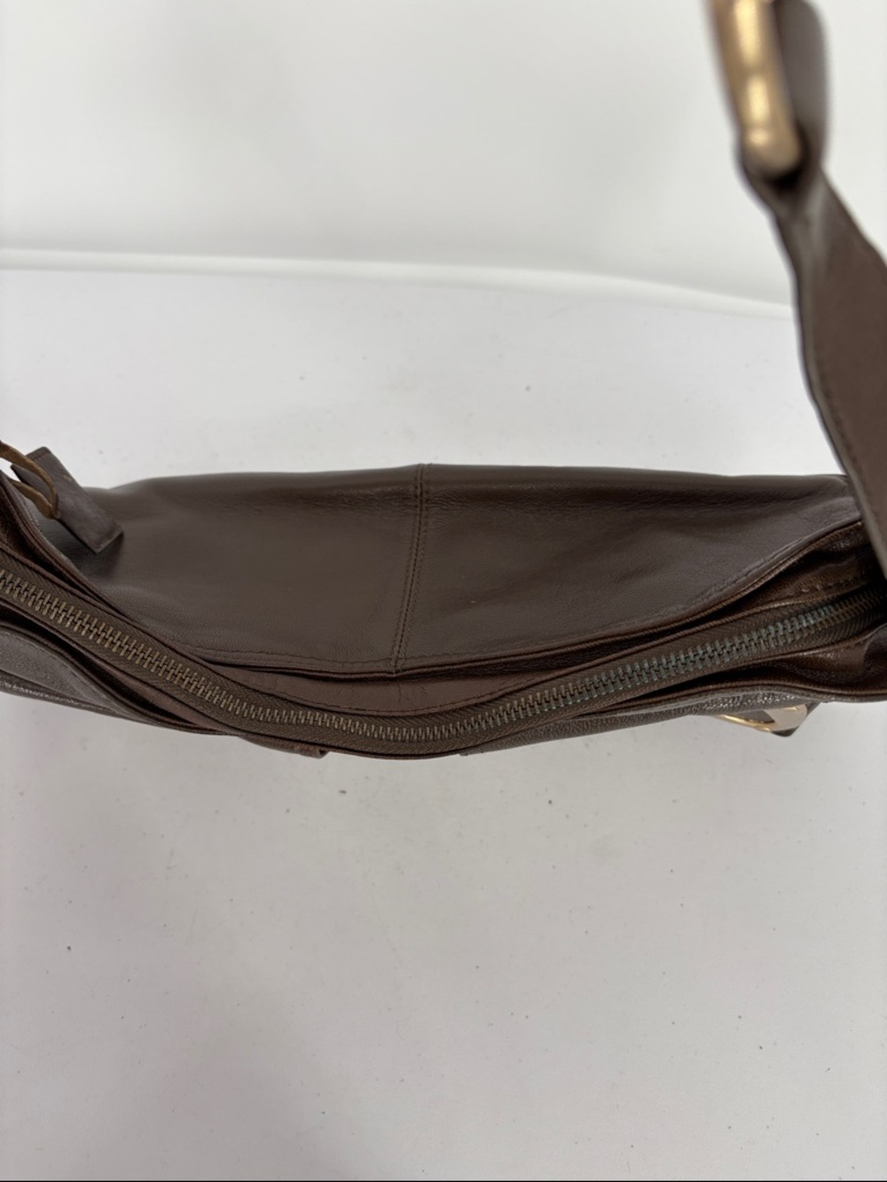 🎪 Via Spiga Dark Brown goat Napa Leather Shoulder Bag with Gold Hardware - Picture 13 of 16